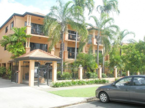 Отель Central Plaza Apartments  Кэрнс